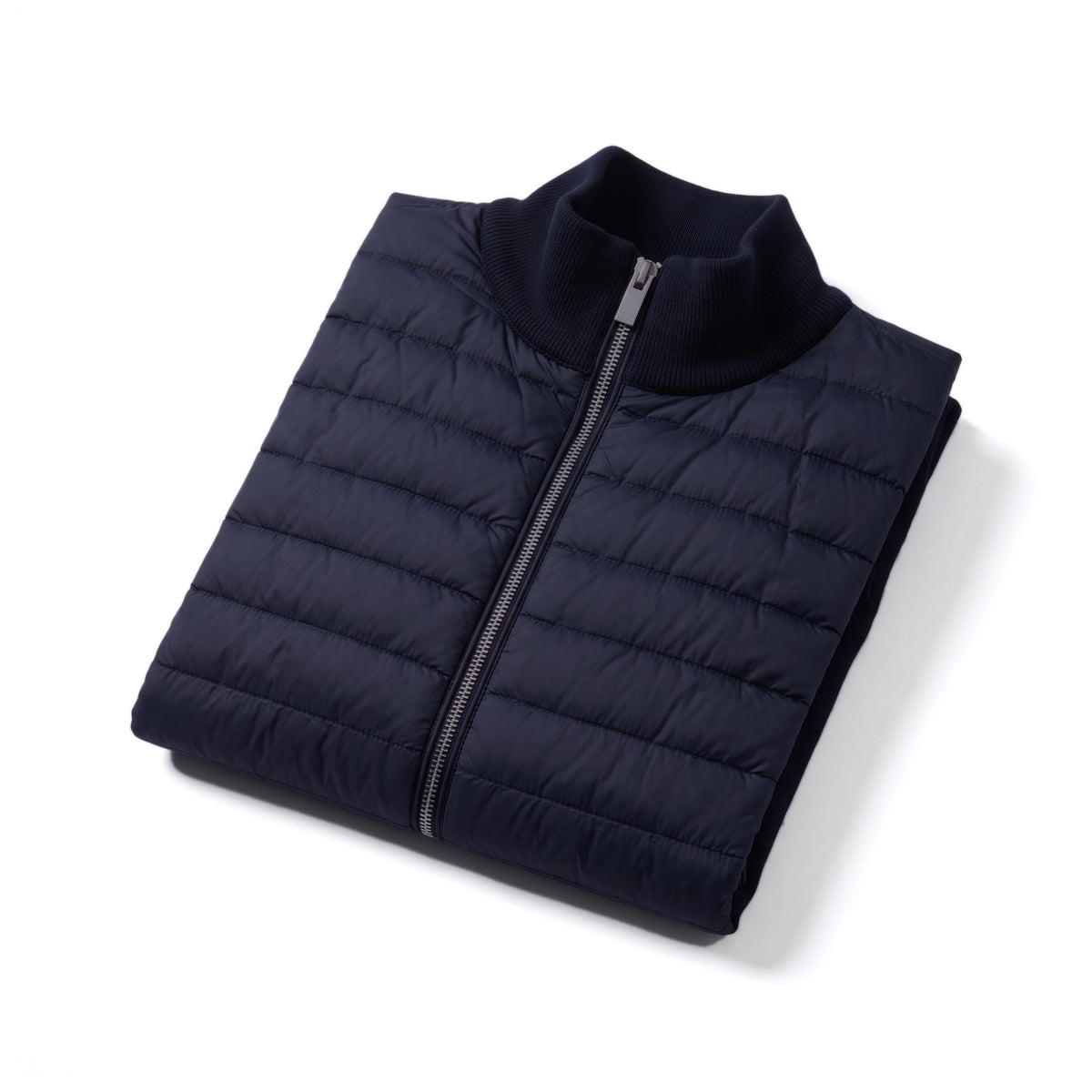 Alba Hybridjacke in Mitternacht, gefaltet