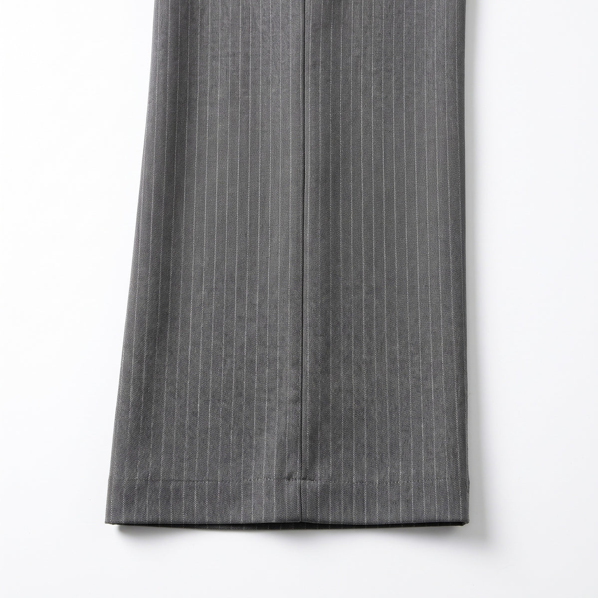 Aria Stoffhose in Grau, Detail Saum