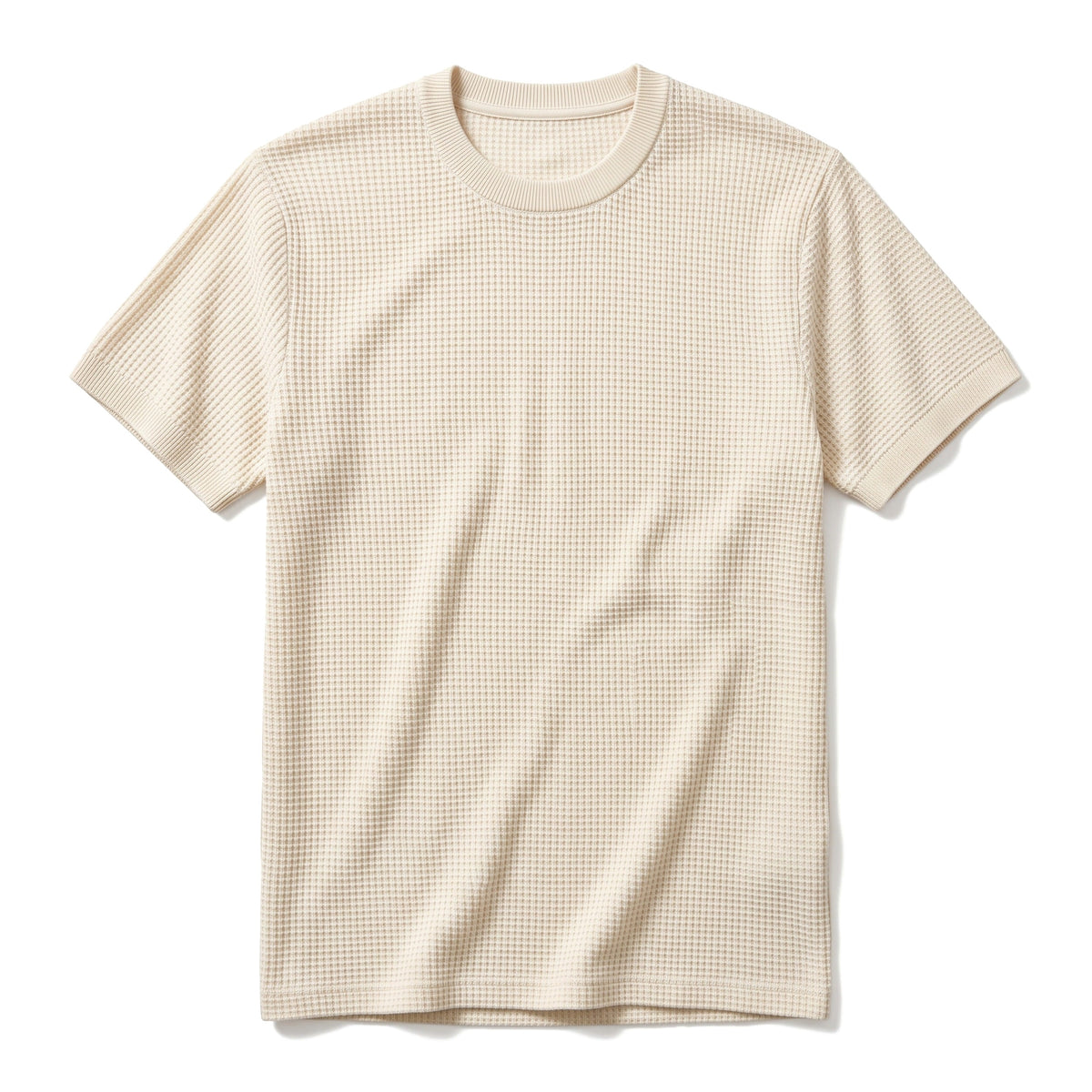 Lume Strickshirt in Creme, liegend von vorn