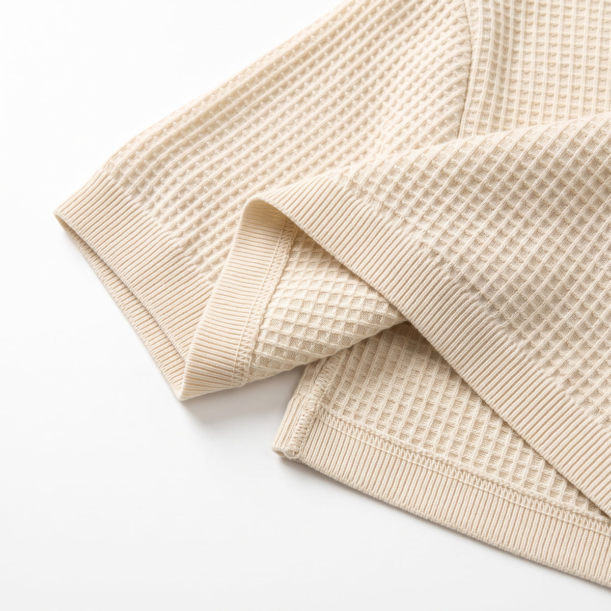 Lume Strickshirt in Creme, Detail Bündchen