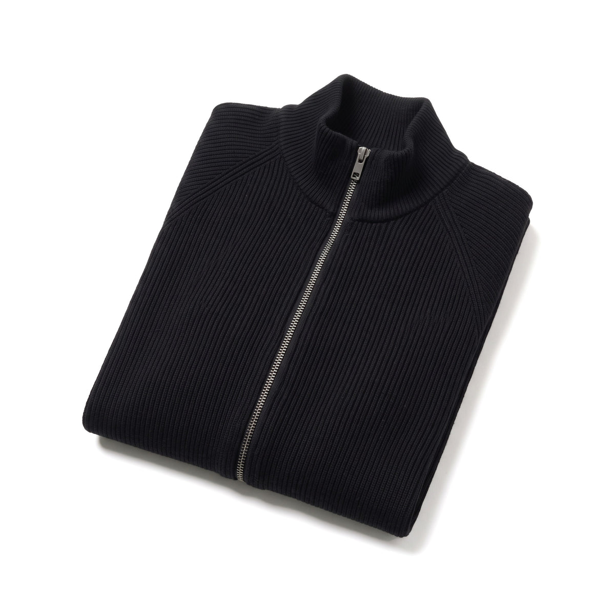 Ritorno Strickjacke in Schwarz, gefaltet